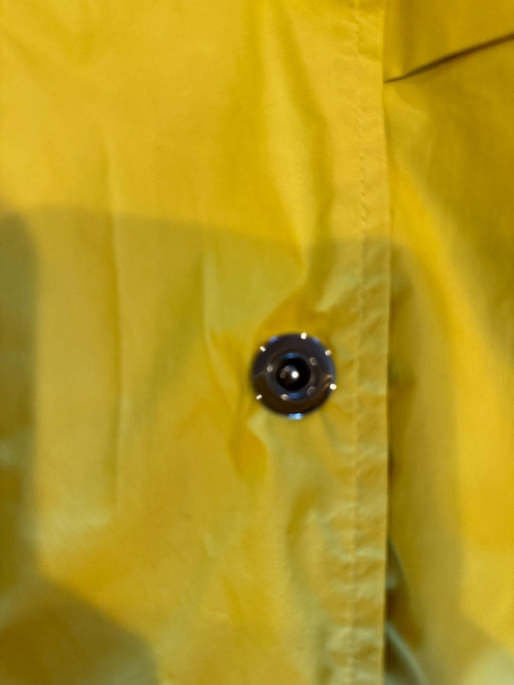 Yellow rain coat - Picture 2 of 7